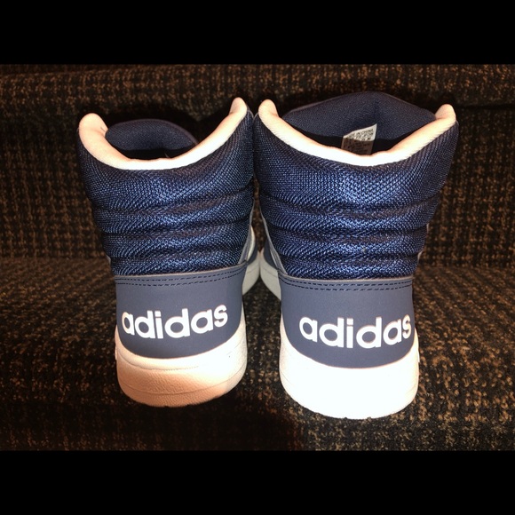 New with Box Adidas VS Hoops Mid - Picture 5 of 7